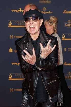 Award 30 Goldene Henne 2024 Carpet Klaus Meine on the red carpet of the 30 Goldene Henne 2024 at Messe Leipzig on 15 11 2024 Copyright: xEventpressxKochanx