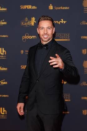 Award 30 Goldene Henne 2024 Carpet Ramon Roselly on the red carpet of the 30 Goldene Henne 2024 at Messe Leipzig on 15 11 2024 Copyright: xEventpressxKochanx