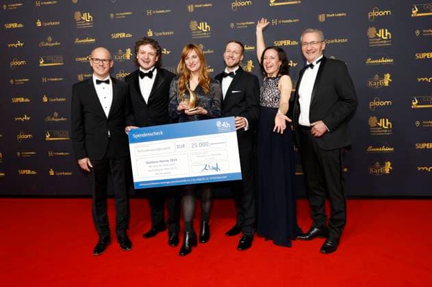 Matthias Platzeck and the We are the East initiative at the 30 Golden Hen 2024 awards ceremony in Studio 3 of MDR Leipzigs Media City, 15 11 2024 Foto:xR.xStoffelsx xFuturexImagex henne_4203