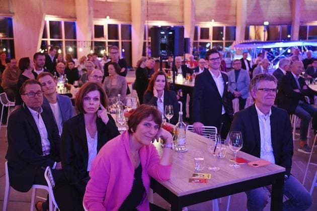 Presentation of the 2nd Business Award of the City of Mülheim an der Ruhr FOR EDITORIAL PURPOSES ONLY EDITORIAL USE ONLY p Audience at the Business Award on Friday, 15 11 2024 in the Luftschiffhalle D NRW Duisburg Copyright OliverxMueller Copyright: OliverxMueller doc7y2qrafg2cn980yce7 ,EDITORIAL USE ONLY Copyright: OliverxMueller