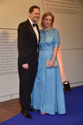 Award Ceremony for Understanding and Tolerance Georg Friedrich Prince of Prussia with his wife Sophie Princess of Isenburg Arrival, blue carpet for the Award Ceremony for Understanding and Tolerance at the Jewish Museum in Berlin, on 16 11 2024 Photopress Mueller