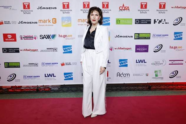 Anja Kruse bei der Eröffnung vom 11. Eat My Shorts - Hagener Kurzfilmfestival 2024 in der Stadthalle. Hagen, 16.11.2024 *** Anja Kruse at the opening of the 11th Eat My Shorts Hagen Short Film Festival 2024 in the Stadthalle Hagen, 16 11 2024 Foto:xT.xSchröerx xFuturexImagex shorts_4193