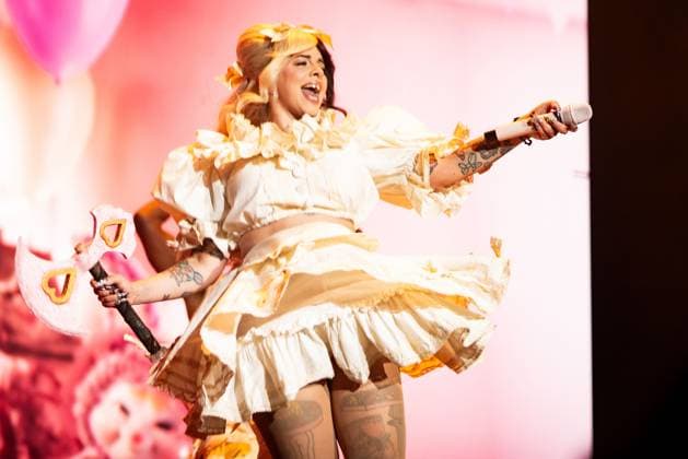 Corona Capital Music Festival - Day 2 Melanie Martinez performs during day 2 of the 2024 Corona Capital Music Festival at Autodromo Hermanos Rodriguez on November 16, 2024 in Mexico City, Mexico. Mexico City Autodromo Hermanos Rodriguez Mexico Copyright: xAnniexLesser imageSPACEx