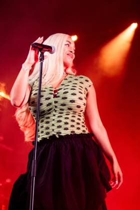 Corona Capital Music Festival - Day 2 Jorja Smith performs during day 2 of the 2024 Corona Capital Music Festival at Autodromo Hermanos Rodriguez on November 16, 2024 in Mexico City, Mexico. Mexico City Autodromo Hermanos Rodriguez Mexico Copyright: xAnniexLesser imageSPACEx