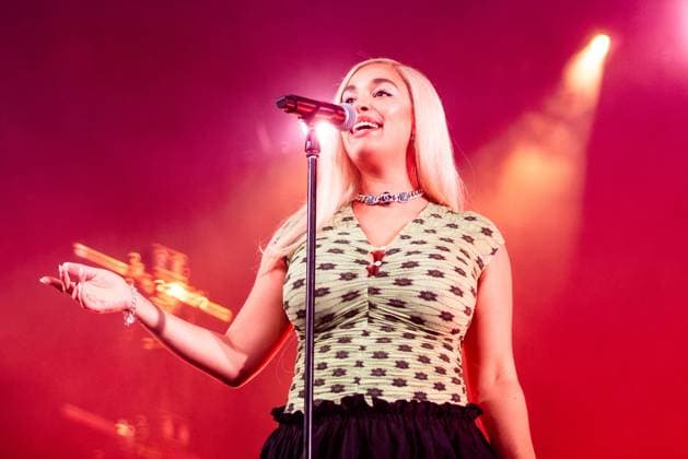 Corona Capital Music Festival - Day 2 Jorja Smith performs during day 2 of the 2024 Corona Capital Music Festival at Autodromo Hermanos Rodriguez on November 16, 2024 in Mexico City, Mexico. Mexico City Autodromo Hermanos Rodriguez Mexico Copyright: xAnniexLesser imageSPACEx