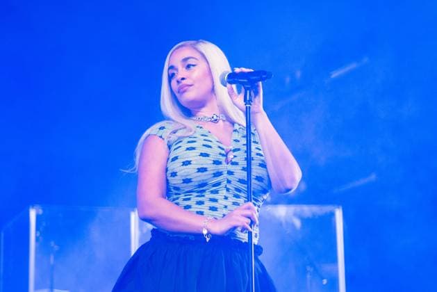 Corona Capital Music Festival - Day 2 Jorja Smith performs during day 2 of the 2024 Corona Capital Music Festival at Autodromo Hermanos Rodriguez on November 16, 2024 in Mexico City, Mexico. Mexico City Autodromo Hermanos Rodriguez Mexico Copyright: xAnniexLesser imageSPACEx