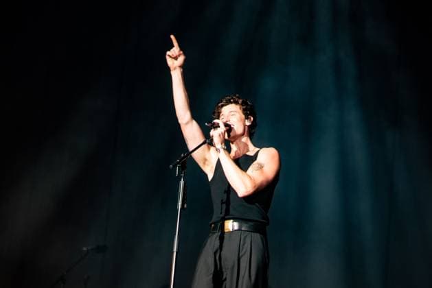 Corona Capital Music Festival - Day 2 Shawn Mendez performs during day 2 of the 2024 Corona Capital Music Festival at Autodromo Hermanos Rodriguez on November 16, 2024 in Mexico City, Mexico. Mexico City Autodromo Hermanos Rodriguez Mexico Copyright: xAnniexLesser imageSPACEx