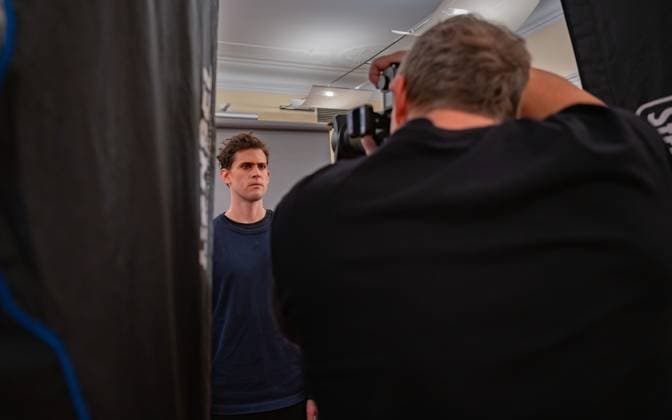 20241118 Fotoshooting mit Manfred Baumann fuer den DAC Kalender WIEN, OESTERREICH - 18. NOVEMBER: Ehemaliger Tennispsieler, US-Open-Sieger, Sportler des Jahres 2020 und Preistraeger der NIKIS Trophae in der Kategorie -Special Award 2024- Dominic -Dominator- Thiem und Ehemaliger Tennispsieler, US-Open-Sieger, Sportler des Jahres 2020 und Preistraeger der NIKIS Trophae in der Kategorie -Special Award 2024- Dominic -Dominator- Thiem waehrend des Fotoshootings fuer die 14. Auflage des Dancer Against Cancer - DAC Charity-Fotokalenders 2025-2026 unter dem Thema -Superhelden- mit Starfotograf Manfred Baumann im Hotel Kaiserhof am 18. November 2024 in Wien, Oesterreich. 241118_SEPA_17_034 Copyright: xIsabellexOuvrardx SEPAxMedia
