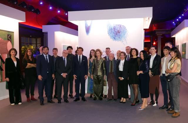XXXIX edition of the BMW Painting Prize Queen Sofia presents the BMW Painting Prize in its XXXIX edition at the Teatro Real, on November 18, 2024, in Madrid Spain PREMIOS GENTE PINTURA José Ramó Madrid Madrid Madrid Spain  Copyright: xJosÃ xRamonxHernandox 6349644
