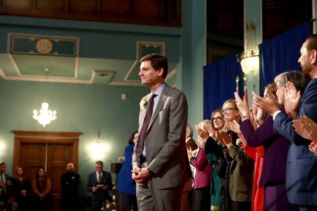 News Bilder des Tages November 18, 2024, Victoria, Bc, CAN: BC NDP cabinet members clap as Premier David Eby is congratulated after becoming the province s 37th premier during the swearing-in ceremony at Government House in Victoria, B.C., on Monday, November 18, 2024. Victoria CAN  - ZUMAc35_ 20241118_zaf_c35_111 Copyright: xChadxHipolitox