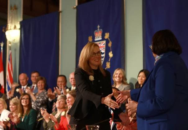 November 18, 2024, Victoria, Bc, CAN: New Finance Minister Brenda Bailey shakes hands with Lt.-Gov. Janet Austin during the swearing-in ceremony at Government House in Victoria, Monday, Nov. 18, 2024. Victoria CAN  - ZUMAc35_ 20241118_zaf_c35_132 Copyright: xChadxHipolitox