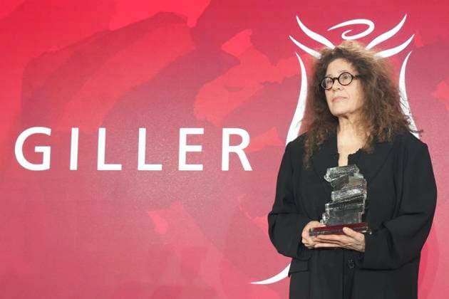 November 18, 2024, Toronto, On, CAN: Anne Michaels accepts the Giller Prize for her book Held at a ceremony in Toronto, Monday, Nov. 18, 2024. Toronto CAN  - ZUMAc35_ 20241118_zaf_c35_179 Copyright: xChrisxYoungx