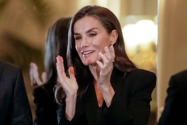 Royals Attend Francisco Cerecedo Journalism Awards - Madrid Queen Letizia of Spain attending the the 41th Francisco Cerecedo Journalism Award at the Ritz Hotel on November 18, 2024 in Madrid, Spain. Photo by Archie Andrews ABACAPRESS.COM Madrid Spain  Copyright: xAndrewsxArchie ABACAx