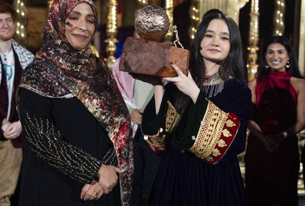 News Themen der Woche KW47 News Bilder des Tages AMSTERDAM - Afghanistan s 17-year-old activist Nila Ibrahimi during the presentation of the International Children s Peace Prize 2024 at the Nieuwe Kerk. Ibrahimi receives the prize for her work for the rights of girls in Afghanistan. ANP JEROEN JUMELET netherlands out - belgium out  Copyright: xx x513829326x originalFilename: 513829326.jpg