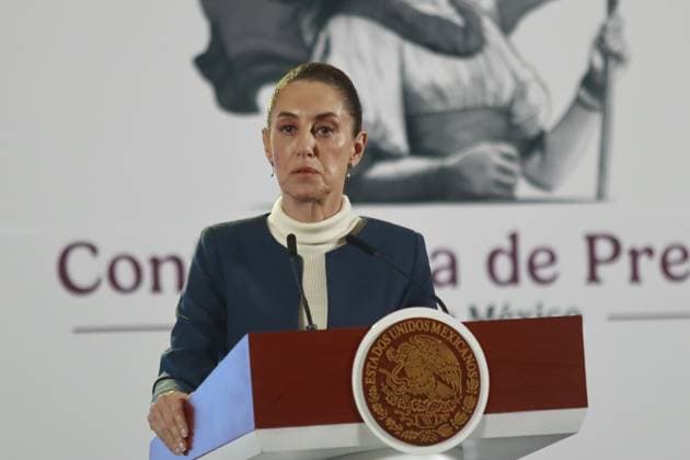 MexicoÃ¢â‚¬â ¢s President Claudia Sheinbaum Pardo, speaking about that it sent three secondary laws of the Judiciary to the Mexican congress, as well as the registration process for the nomination of ministers and judges, during a briefing conference at National Palace. on November 20, 2024 in Mexico City, Mexico Mexico City Mexico - ZUMAe321 20241120_zia_e321_015 Copyright: xCarlosxSantiagox