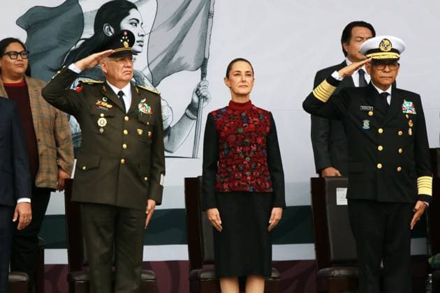 Parade 114th Anniversary Of The Mexican Revolution Claudia Sheinbaum, President of Mexico, is accompanied by Ricardo Trevilla Trejo, Secretary of National Defense, and Raymundo Pedro Morales Angeles, Secretary of the Navy, as they lead the parade on the occasion of the 114th anniversary of the Mexican Revolution at the Zocalo capitalino in Mexico City, Mexico, on November 20, 2024. MÃ xico City Mexico  Copyright: xJosexLuisxToralesx originalFilename: torales-notitle241120_npRpF.jpg