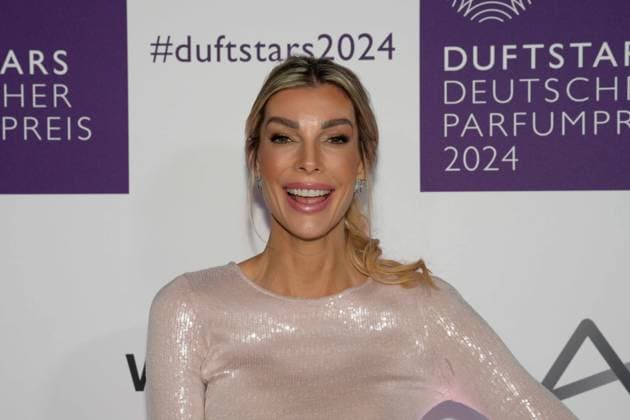 German Perfume Award Duftstars on 21 11 2024 at the Rheinterrasse in Düsseldorf The award ceremony for the German Perfume Award Duftstars will take place on 21 11 2024 at the Rheinterrasse in Düsseldorf Annika Gassner Model xJFx