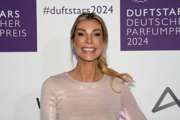 German Perfume Award Duftstars on 21 11 2024 at the Rheinterrasse in Düsseldorf The award ceremony for the German Perfume Award Duftstars will take place on 21 11 2024 at the Rheinterrasse in Düsseldorf Annika Gassner Model xJFx