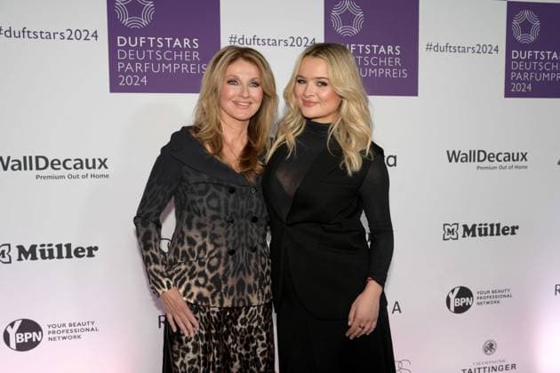 German Perfume Award Duftstars on 21 11 2024 at the Rheinterrasse in Düsseldorf The German Perfume Award Duftstars ceremony will take place on 21 11 2024 at the Rheinterrasse in Düsseldorf Frauke Ludowig presenter , left and Nele Ludowig presenter xJFx
