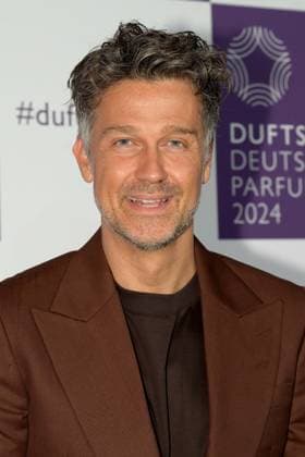 German Perfume Award Duftstars on 21 11 2024 at the Rheinterrasse in Düsseldorf The German Perfume Award Duftstars ceremony will take place on 21 11 2024 at the Rheinterrasse in Düsseldorf Wayne Carpendale Actor and presenter xJFx