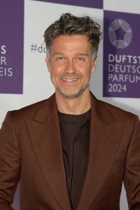 German Perfume Award Duftstars on 21 11 2024 at the Rheinterrasse in Düsseldorf The German Perfume Award Duftstars ceremony will take place on 21 11 2024 at the Rheinterrasse in Düsseldorf Wayne Carpendale Actor and presenter xJFx