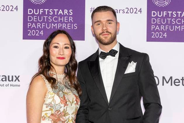 Sophia Schneider from the Fragrance Foundation with influencer Niklas Hirsch Nick Styles at the DUFTSTARS 2024 German Perfume Award Presentation of the German Perfume Award DUFTSTARS by the Fragrance Foundation on 21 11 2023, Rheinterrassen, Duesseldorf