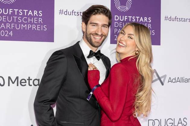Creator Philip Deml with girlfriend Paulina Kurka at the DUFTSTARS 2024 German Perfume Award Ceremony of the German Perfume Award DUFTSTARS by the Fragrance Foundation on 21 11 2023, Rheinterrassen, Duesseldorf