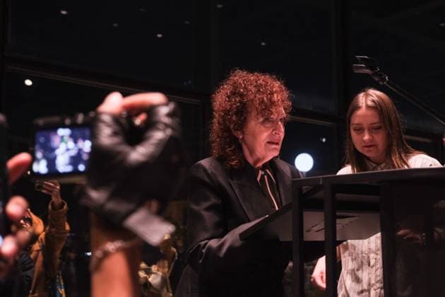 Bilder des Jahres 2024, Entertainment 11 November Entertainment Themen der Woche KW47 Nan Goldin hält eine Brandrede anlässlich ihrer Ausstellung This will not end well in der Neuen Nationalgalerie und übt leidenschaftliche Kritik an Israels Genozid an den Palästinenser und der Unterstützung der deutschen Regierung aufgrund der fatalen Staatsraison. *** Nan Goldin gives an incendiary speech on the occasion of her exhibition This will not end well at the Neue Nationalgalerie and passionately criticizes Israels genocide of the Palestinians and the German governments support of the fatal raison détat