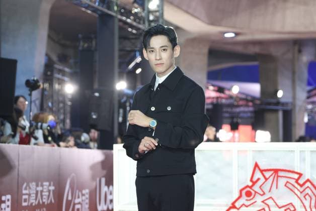 61st Taiwan Film Golden Horse Awards TAIPEI, CHINA - NOVEMBER 24, 2024 - Actor pose on the red carpet at the 61st Taiwan Film Golden Horse Awards in Taipei, Taiwan province, China, November 24, 2024. Taipei Taiwan China  Copyright: xCFOTOx i1732415176877