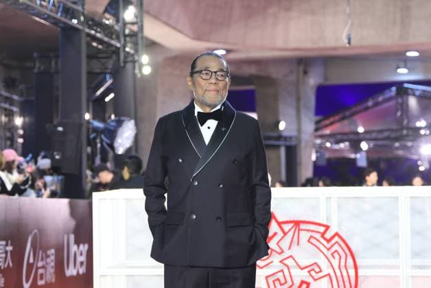 61st Taiwan Film Golden Horse Awards TAIPEI, CHINA - NOVEMBER 24, 2024 - Actor pose on the red carpet at the 61st Taiwan Film Golden Horse Awards in Taipei, Taiwan province, China, November 24, 2024. Taipei Taiwan China  Copyright: xCFOTOx i1732415177154