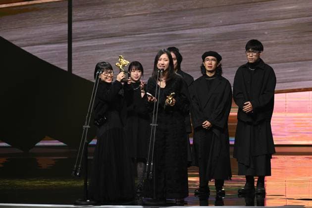 61st Taiwan Film Golden Horse Awards TAIPEI, CHINA - NOVEMBER 24, 2024 - Actors receive trophies at the 61st Taiwan Film Golden Horse Awards in Taipei, Taiwan province, China, Nov 24, 2024. Taipei Taiwan China  Copyright: xCFOTOx i1732415724634