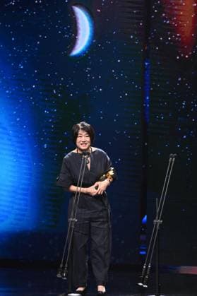 61st Taiwan Film Golden Horse Awards TAIPEI, CHINA - NOVEMBER 24, 2024 - Actors receive trophies at the 61st Taiwan Film Golden Horse Awards in Taipei, Taiwan province, China, Nov 24, 2024. Taipei Taiwan China  Copyright: xCFOTOx i1732415764605