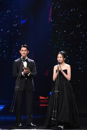 61st Taiwan Film Golden Horse Awards TAIPEI, CHINA - NOVEMBER 24, 2024 - Actors receive trophies at the 61st Taiwan Film Golden Horse Awards in Taipei, Taiwan province, China, Nov 24, 2024. Taipei Taiwan China  Copyright: xCFOTOx i1732415765354