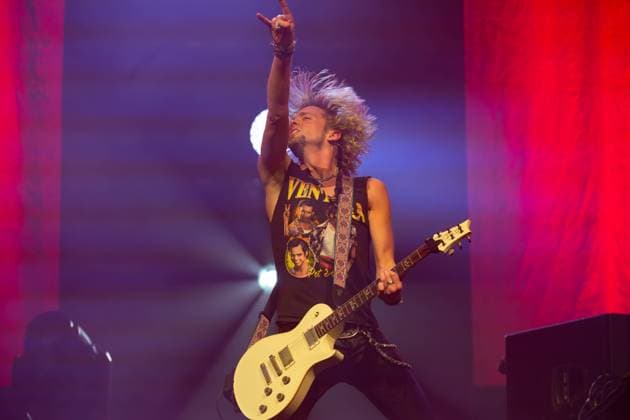 Entertainment Themen der Woche KW47 Entertainment Bilder des Tages Black Stone Cherry performing live at the ovo arena wembely, London, United Kingdom, 23rd November 2024 Ben Wells of Black Stone Cherry performing live at the ovo arena wembely, London, United Kingdom, 23rd November 2024, Credit:Ray Hill Avalon  Copyright: xRayxHillx xAvalonx 0938062834