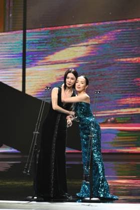 61st Taiwan Film Golden Horse Awards TAIPEI, CHINA - NOVEMBER 24, 2024 - Actors receive trophies at the 61st Taiwan Film Golden Horse Awards in Taipei, Taiwan province, China, Nov 24, 2024. Taipei Taiwan China  Copyright: xCFOTOx i1732415795816