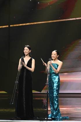 61st Taiwan Film Golden Horse Awards TAIPEI, CHINA - NOVEMBER 24, 2024 - Actors receive trophies at the 61st Taiwan Film Golden Horse Awards in Taipei, Taiwan province, China, Nov 24, 2024. Taipei Taiwan China  Copyright: xCFOTOx i1732415795956