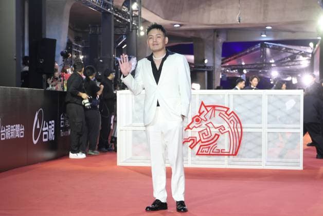 61st Taiwan Film Golden Horse Awards TAIPEI, CHINA - NOVEMBER 24, 2024 - Acotrs pose on the red carpet at the 61st Taiwan Film Golden Horse Awards in Taipei, Taiwan province, China, November 24, 2024. Taipei Taiwan China  Copyright: xCFOTOx i1732415261066