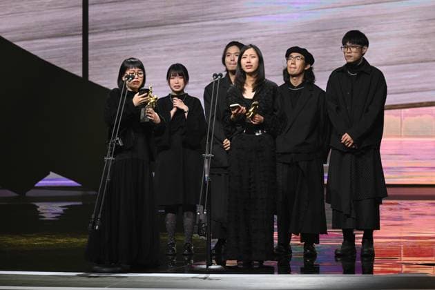 61st Taiwan Film Golden Horse Awards TAIPEI, CHINA - NOVEMBER 24, 2024 - Actors receive trophies at the 61st Taiwan Film Golden Horse Awards in Taipei, Taiwan province, China, Nov 24, 2024. Taipei Taiwan China  Copyright: xCFOTOx i1732415724345