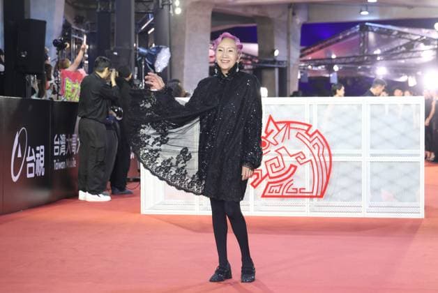 61st Taiwan Film Golden Horse Awards TAIPEI, CHINA - NOVEMBER 24, 2024 - Acotrs pose on the red carpet at the 61st Taiwan Film Golden Horse Awards in Taipei, Taiwan province, China, November 24, 2024. Taipei Taiwan China  Copyright: xCFOTOx i1732415260303