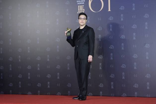 61st Taiwan Film Golden Horse Awards TAIPEI, CHINA - NOVEMBER 24, 2024 - Actors receive trophies at the 61st Taiwan Film Golden Horse Awards in Taipei, Taiwan province, China, Nov 24, 2024. Taipei Taiwan China  Copyright: xCFOTOx i1732415592615