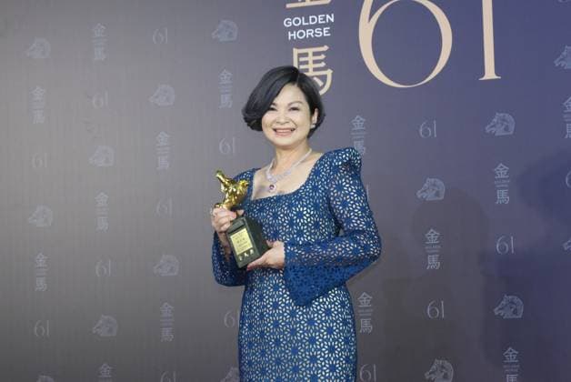 61st Taiwan Film Golden Horse Awards TAIPEI, CHINA - NOVEMBER 24, 2024 - Actors receive trophies at the 61st Taiwan Film Golden Horse Awards in Taipei, Taiwan province, China, Nov 24, 2024. Taipei Taiwan China  Copyright: xCFOTOx i1732415629269