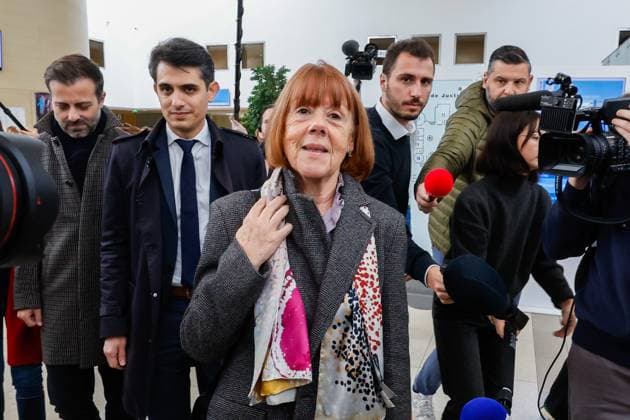 Bilder des Jahres 2024, News 11 November News Bilder des Tages Frankreich, Vergewaltigungsprozess von Avignon PROCES DES VIOLS DE MAZAN LE 25 NOVEMBRE 2024 PHOTOPQR LE DAUPHINE Christophe AGOSTINIS Avignon 25 11 2024 Avignon le 20 novembre 2024 Cour criminelle départementale du Vaucluse Procès des viols de Mazan Journée des réquisitions Gisèle Pelicot Photo Christophe Agostinis Le Dauphiné Libéré 25 november 2025 Avigno, France Trial of the Mazan rapes Requisitions day 20 year sentence demanded for accused Dominique Pelicot Avignon Vaucluse Provence Alpes Côte dAzur France  Copyright: xPHOTOPQR LExDAUPHINE MAXPPPxChristophexAGOSTINISx 20241125JDL9077 20241125JDL9077