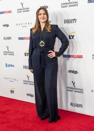 November 25, 2024, New York, New York, USA: Jessica Hynes attends International Emmy Awards at Hilton Times Square Hotel in New York on November 25, 2024 New York USA - ZUMAr339 20241125_znp_r339_038 Copyright: xLevxRadinx