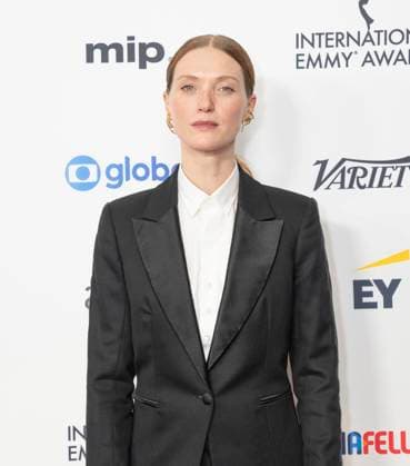 November 25, 2024, New York, New York, USA: Fleur Geffrier wearing suit by Marc-Antoine Barrois attends International Emmy Awards at Hilton Times Square Hotel in New York on November 25, 2024 New York USA - ZUMAr339 20241125_znp_r339_115 Copyright: xLevxRadinx