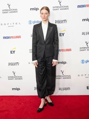 November 25, 2024, New York, New York, USA: Fleur Geffrier wearing suit by Marc-Antoine Barrois attends International Emmy Awards at Hilton Times Square Hotel in New York on November 25, 2024 New York USA - ZUMAr339 20241125_znp_r339_116 Copyright: xLevxRadinx