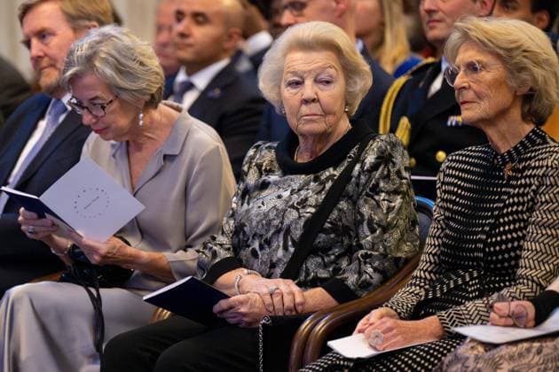 Amsterdam, The Netherlands, 2024-11-26 15:59:05 AMSTERDAM, 26-11-2024, Royal Palace AmsterdamKing Willem Alexander presents the Erasmus Prize to Indian writer Amitav Ghosh (Kolkata, 1956) at the Royal Palace Amsterdam. The King is a patron of the Praemium Erasmianum foundation. PHOTO: NLBeeld Patrick van Emst Credit: NL Beeld Patrick van Emst  Copyright: xx x