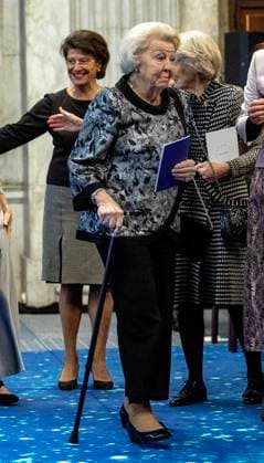 26-11-2024 Amsterdam Princess Beatrix attend the award ceremony of the Erasmus Prize of 150.000 euro to Indian writer Amitav Ghosh (Kolkata, 1956) at the Royal palace in Amsterdam. Â  Copyright: xPPEx