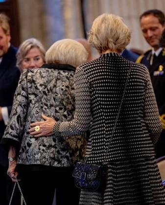 26-11-2024 Amsterdam Princess Beatrix and Princess Irene attend the award ceremony of the Erasmus Prize of 150.000 euro to Indian writer Amitav Ghosh (Kolkata, 1956) at the Royal palace in Amsterdam. Â  Copyright: xPPEx
