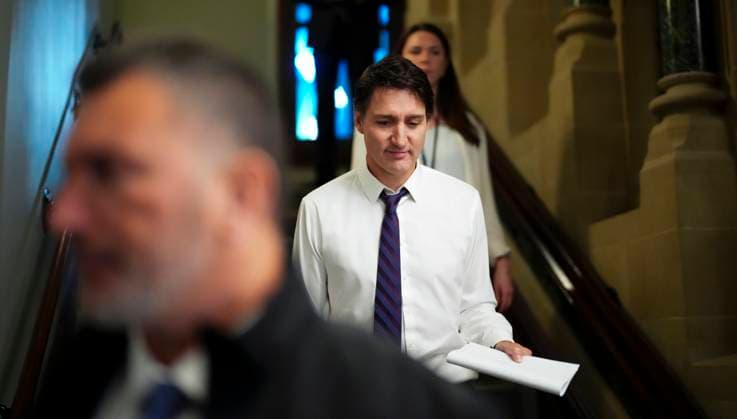 November 27, 2024, Ottawa, On, CAN: Prime Minister Justin Trudeau arrives to a caucus meeting on Parliament Hill in Ottawa, Wednesday, Nov. 27, 2024. Ottawa CAN  - ZUMAc35_ 20241127_zaf_c35_014 Copyright: xSeanxKilpatrickx