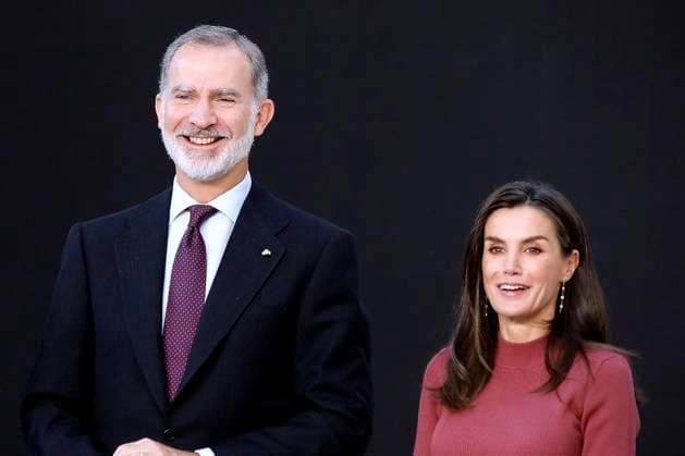 Entertainment Themen der Woche KW48 Entertainment Bilder des Tages 27-11-2024 Sevilla Queen Letizia and King Felipe during the ceremony for the awarding of the Medals of Merit in Fine Arts 2023 at the Royal Artillery Factory in Seville, Andalusia. No Spain Â  Copyright: xPPEx